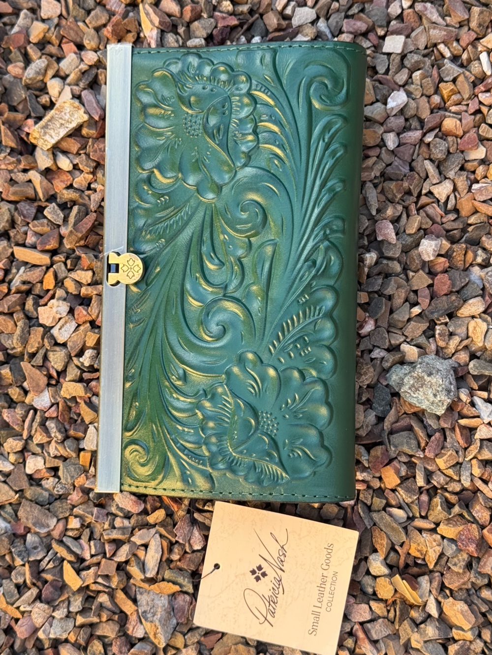 NWT Patricia Nash Emerald Green Floral Embossed Leather Cauchy Wallet